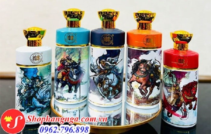 Rượu Đỗ Khang mang hương sắc riêng, được nhiều người yêu thích